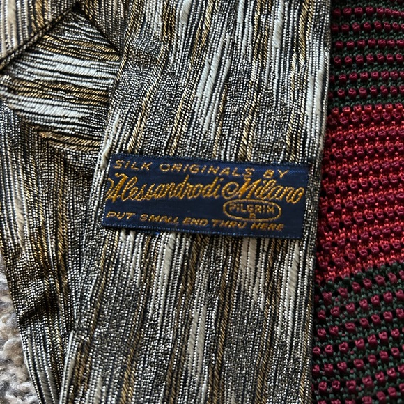 Bundle of 8 men’s vintage ties skinny widths ranging from 1.75”-3” - Picture 11 of 11